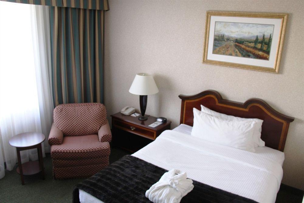 Sawridge Inn And Conference Centre Edmonton South Pokój zdjęcie
